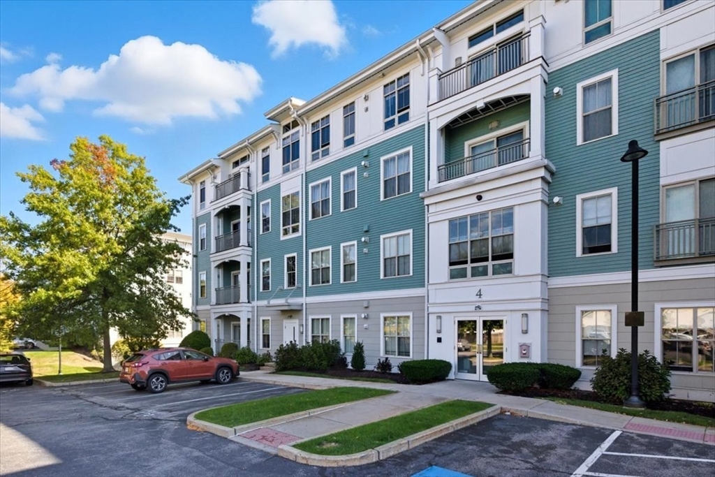 4 Repton Place, Unit 4410 Watertown, MA 02472 - Photo 32 of 41 a building view