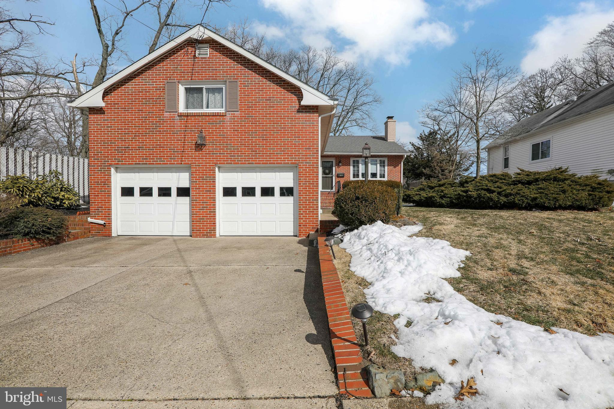 317 Chestnut Street Delran, NJ 08075 - Photo 1 of 43 Gallery Image 1