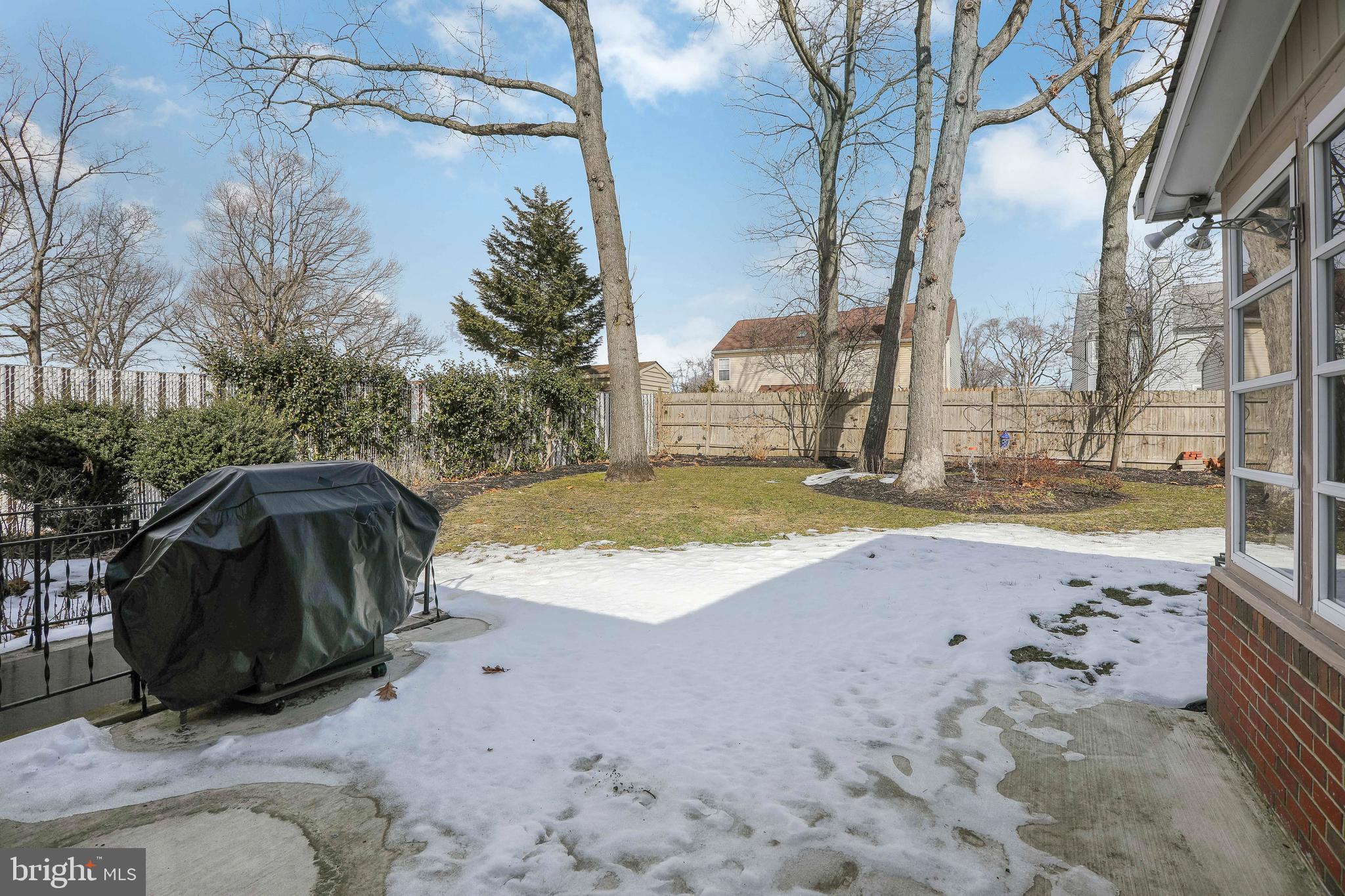 317 Chestnut Street Delran, NJ 08075 - Photo 5 of 43 Gallery Image 5