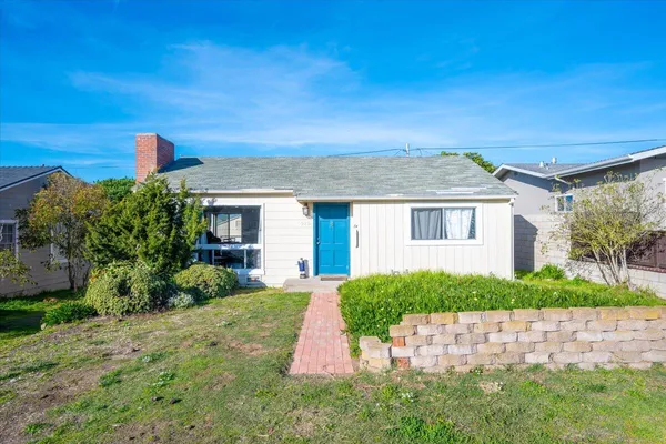 $831,000 | 925 Pecho Street, Morro Bay, CA 93442