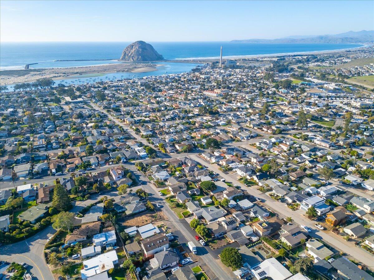 925 Pecho Street Morro Bay, CA 93442 - Photo 36 of 54 an aerial view of a city