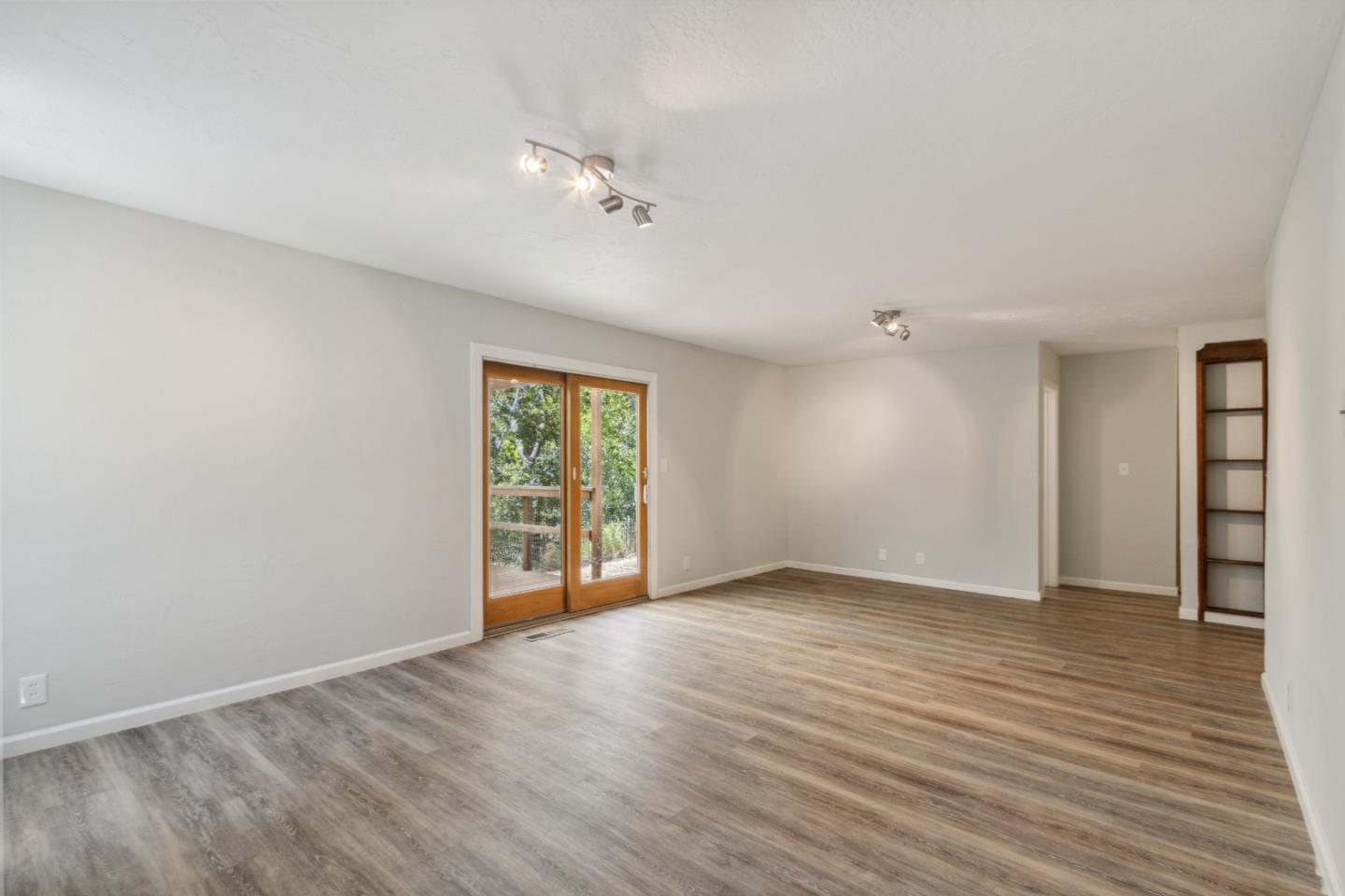 24895 Skyland Road Los Gatos, CA 95033 - Photo 35 of 113