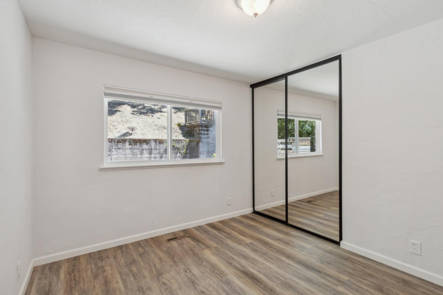 24895 Skyland Road Los Gatos, CA 95033 - Photo 40 of 113