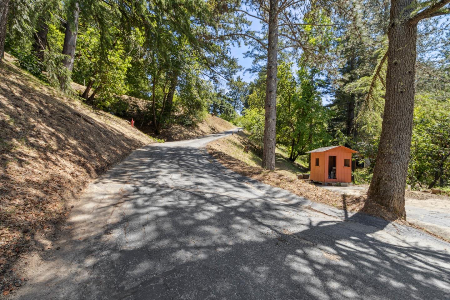 24895 Skyland Road Los Gatos, CA 95033 - Photo 67 of 113