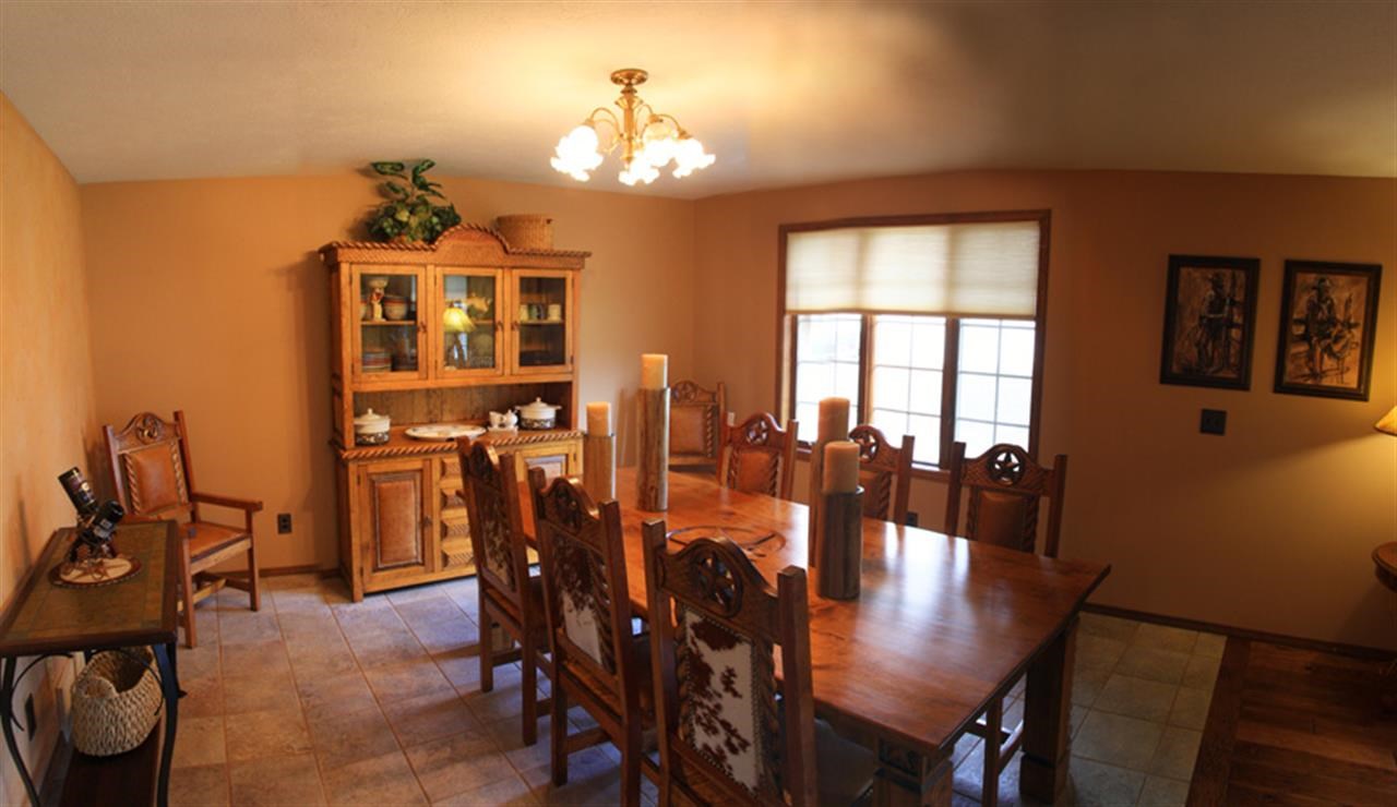 909 West Paradise Road Spokane, WA 99224 - Photo 4 of 14