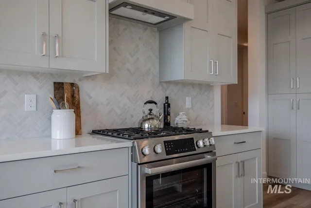 $549,900 | 10285 Stony Oak Street, Nampa, ID 83687