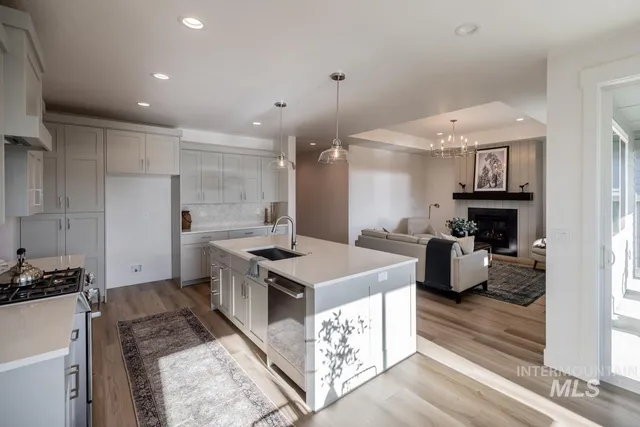 $549,900 | 10285 Stony Oak Street, Nampa, ID 83687