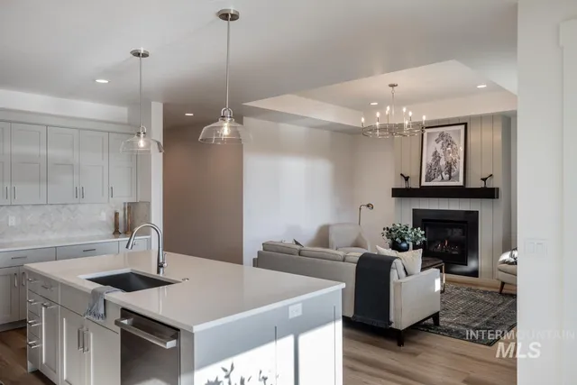 $549,900 | 10285 Stony Oak Street, Nampa, ID 83687