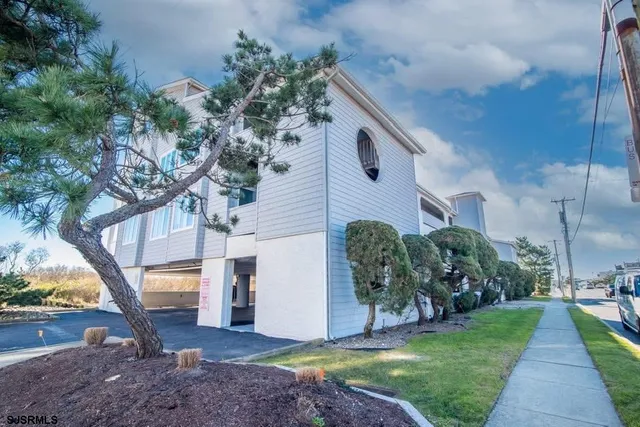 $1,375,000 | 300 East Brigantine Avenue, Unit 11, Brigantine, NJ 08203