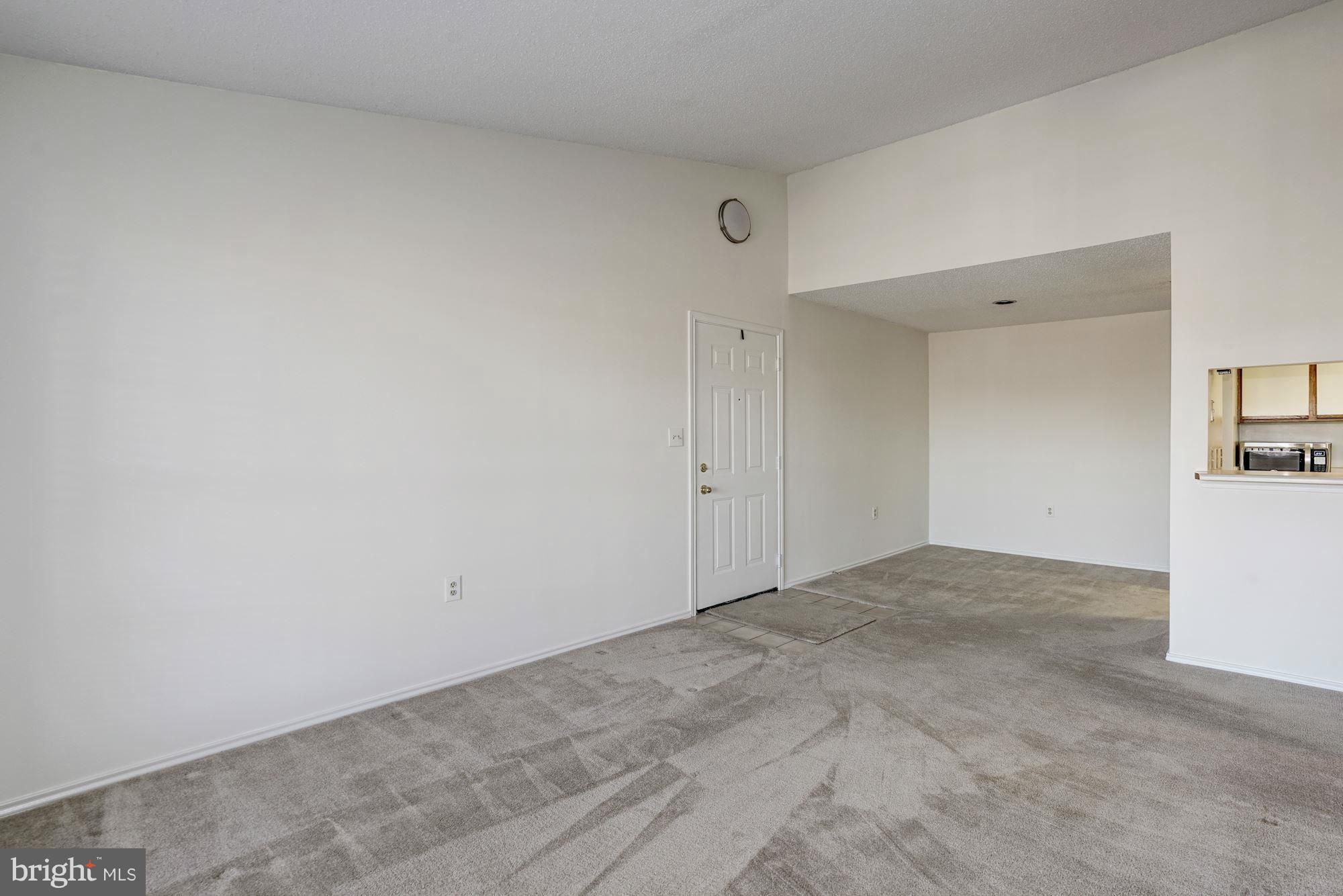 20951 Timber Ridge Terrace, Unit 302 Ashburn, VA 20147 - Photo 8 of 23 Dining Room