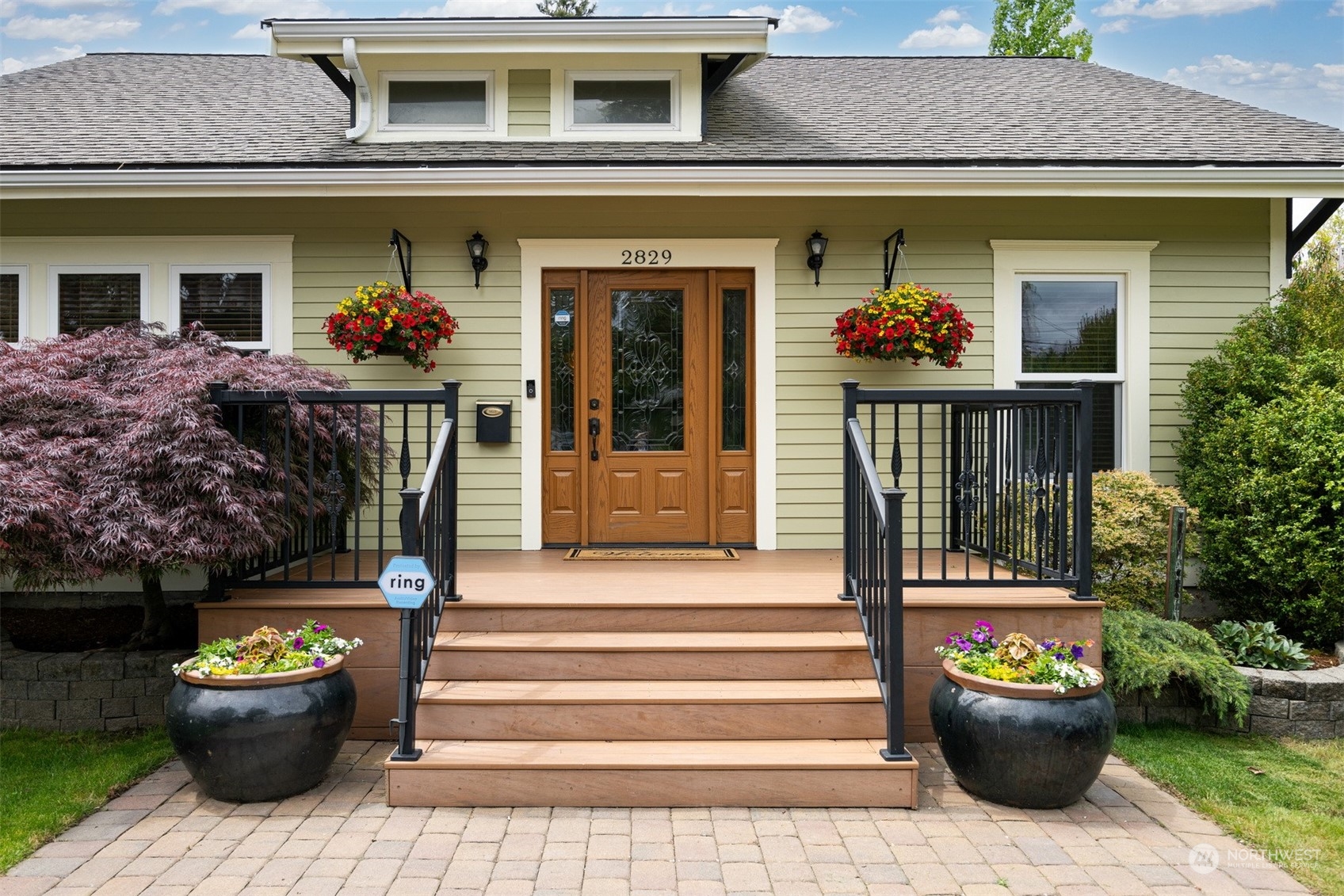 2829 Russell Street Bellingham, WA 98225 - Photo 3 of 40 Gallery Image 3