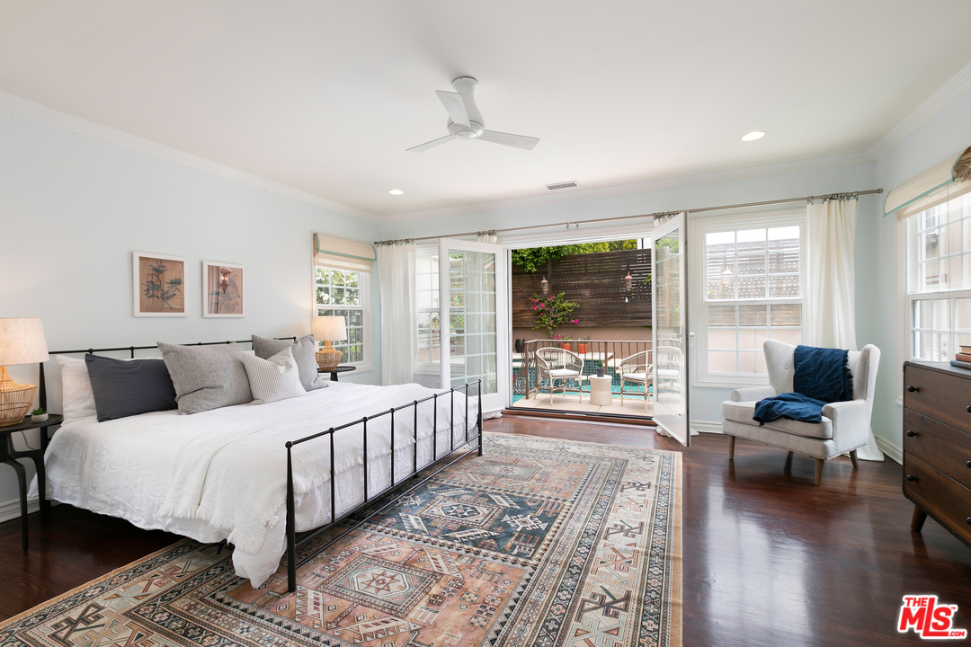 1900 North Serrano Avenue Los Angeles, CA 90027 - Photo 10 of 28