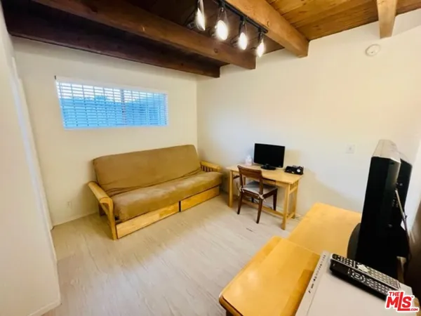 $5,000 | 221 South Gale Drive, Unit 401, Beverly Hills, CA 90211