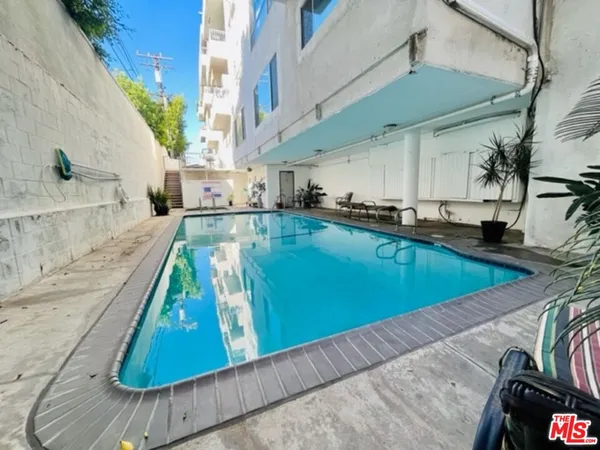$5,000 | 221 South Gale Drive, Unit 401, Beverly Hills, CA 90211