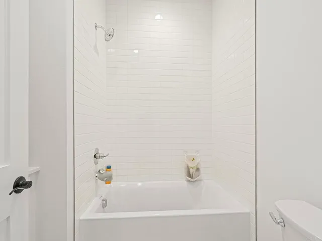 $1,299,000 | 2971 Rue De Latour, Vista, CA 92084