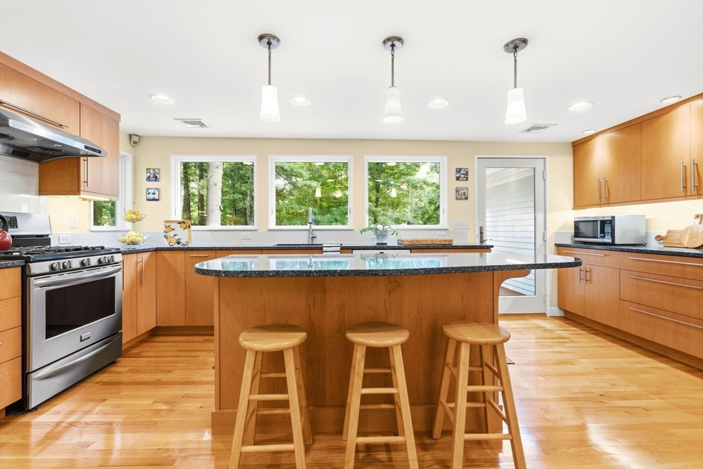 42 Cutler Road Andover, MA 01810 - Photo 11 of 33