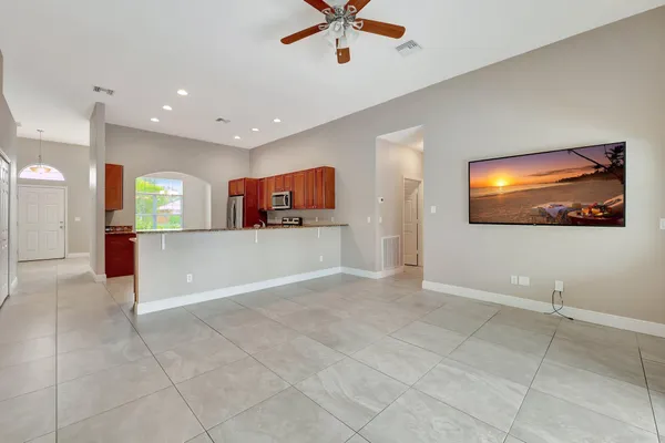 $3,100 | 348 Southwest Millard Drive, Port St. Lucie, FL 34953