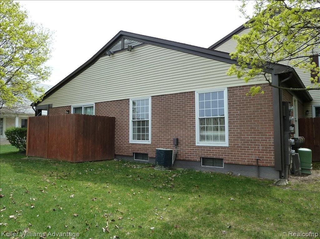 42460 Saratoga Road, Unit 9 Canton, MI 48187 - Photo 6 of 22 Immediate Occupancy