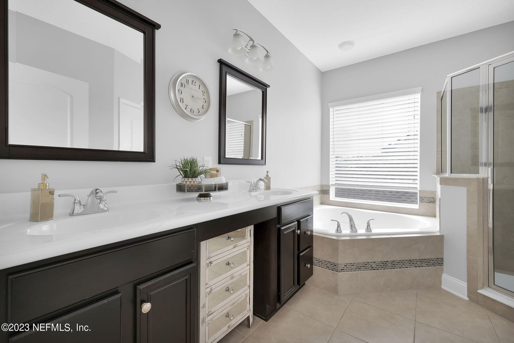 141 Pelican Pointe Road Ponte Vedra, FL 32081 - Photo 27 of 80 5 piece owner's ensuite bathroom