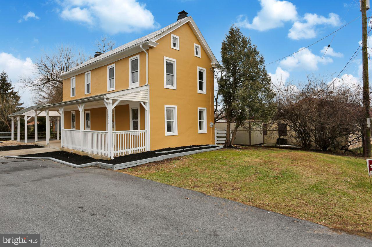 1502 Frush Valley Road Reading, PA 19605 - Photo 3 of 24