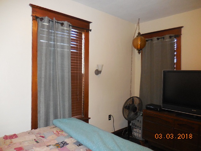 516 Fulton Avenue Rochester, IN 46975 - Photo 11 of 32