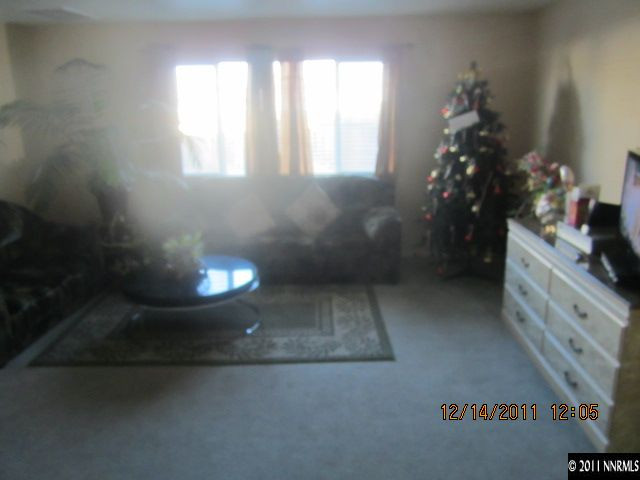 7415 Hinton Drive Reno, NV 89506 - Photo 3 of 11 Photo 3