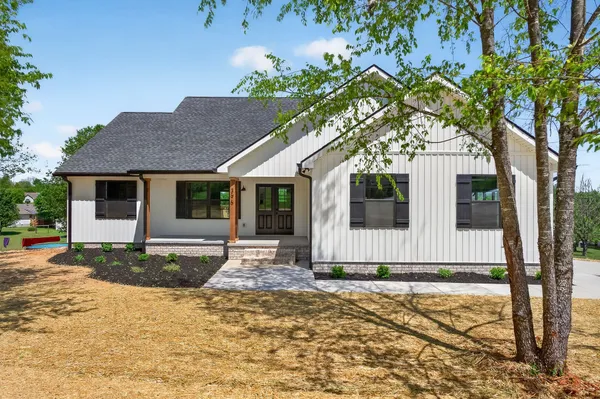 $349,900 | 396 Westwood Drive, Sparta, TN 38583