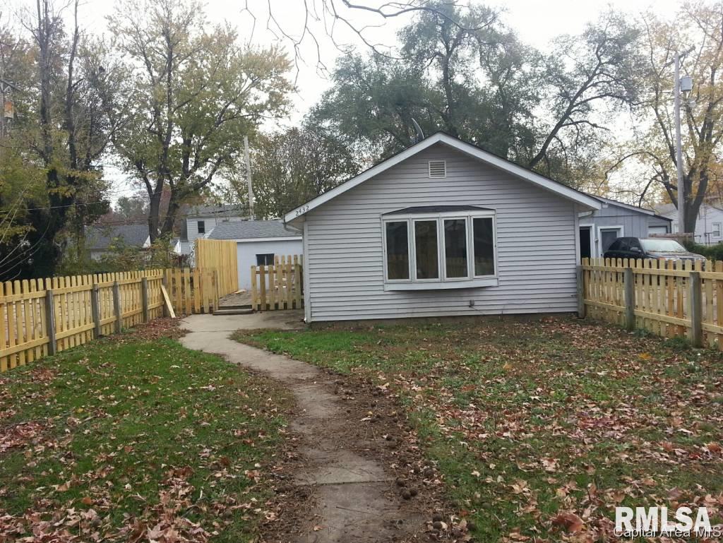 2432 South 10th Street Springfield, IL 62703 - Photo 1 of 13 Gallery Image 1