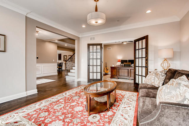 462 Northgate Court Riverside, IL 60546 - Photo 4 of 36 a living room with furniture and a wooden floor