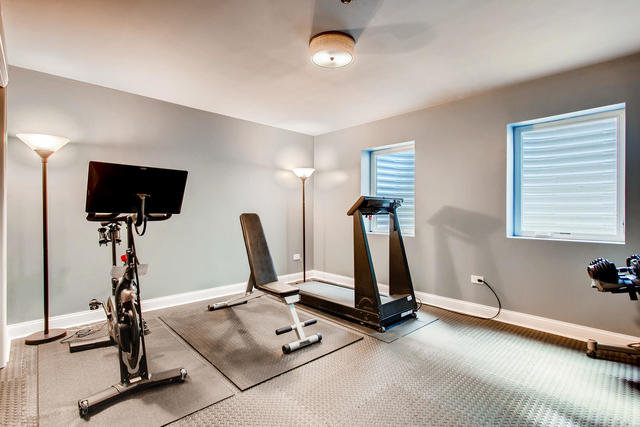 462 Northgate Court Riverside, IL 60546 - Photo 33 of 36 a view of a room with gym equipment