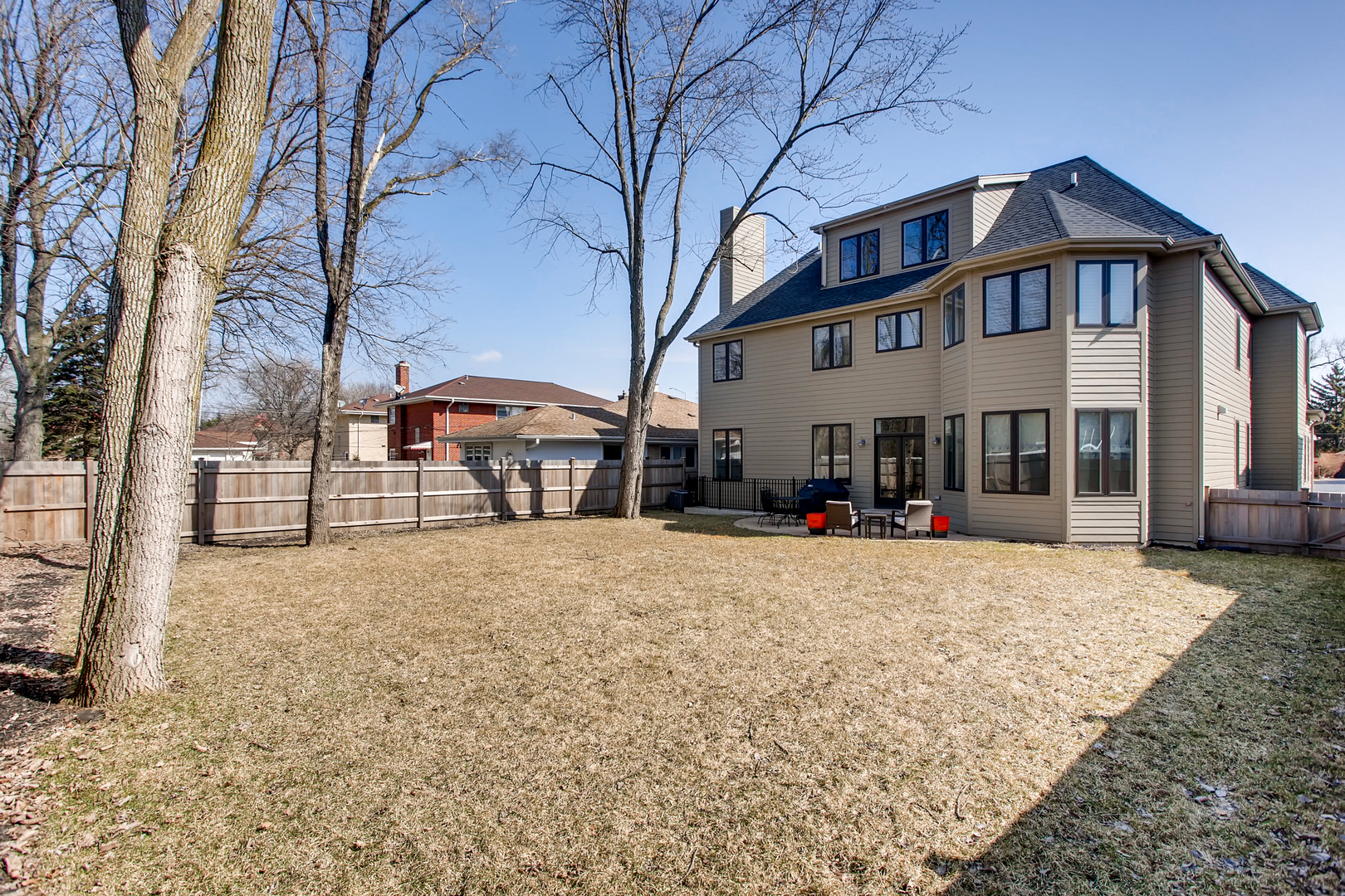 462 Northgate Court Riverside, IL 60546 - Photo 35 of 36 a front view of a building with large trees
