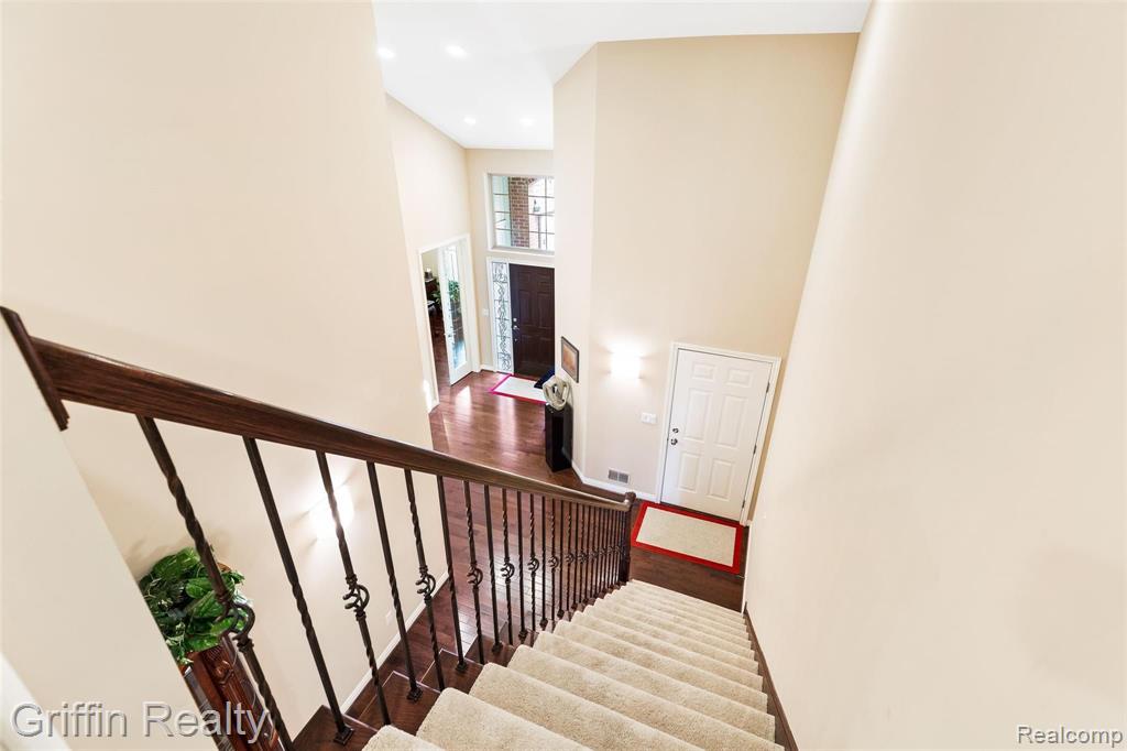 3763 Windingbrook Circle, Unit 35 Rochester Hills, MI 48309 - Photo 35 of 44