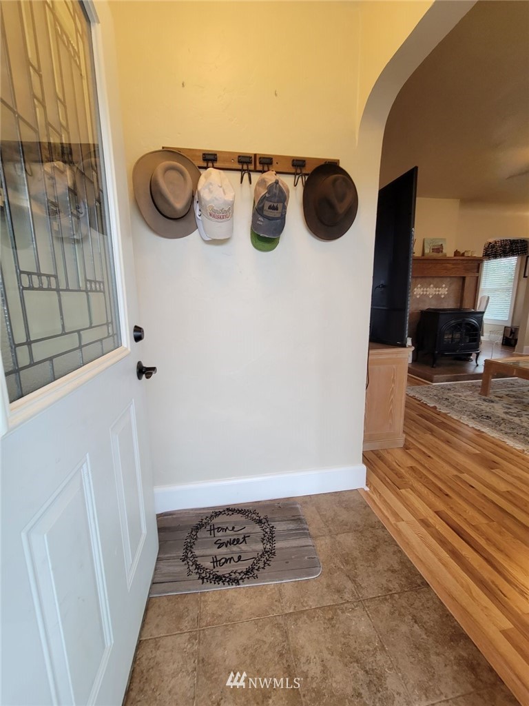 1399 South Bank Road Oakville, WA 98568 - Photo 3 of 40 Gallery Image 3