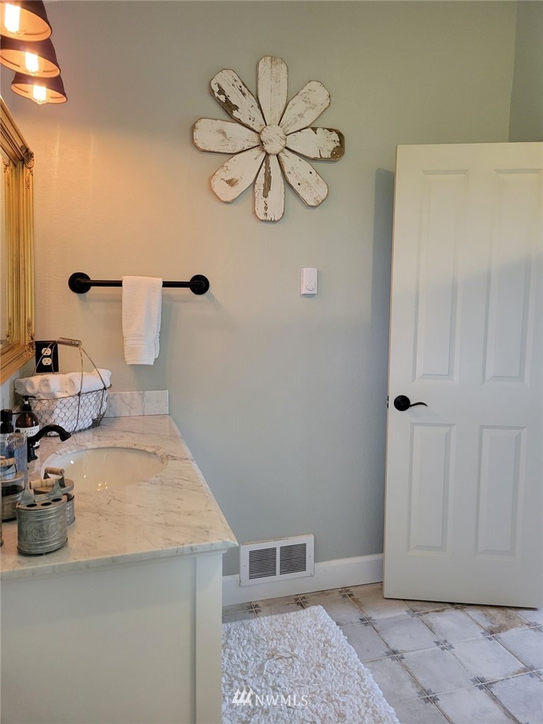 1399 South Bank Road Oakville, WA 98568 - Photo 29 of 40 Gallery Image 29