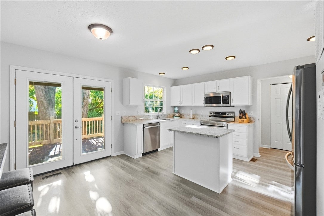 1559 Doddington Road Kettering, OH 45409 - Photo 9 of 44 Gallery Image 9