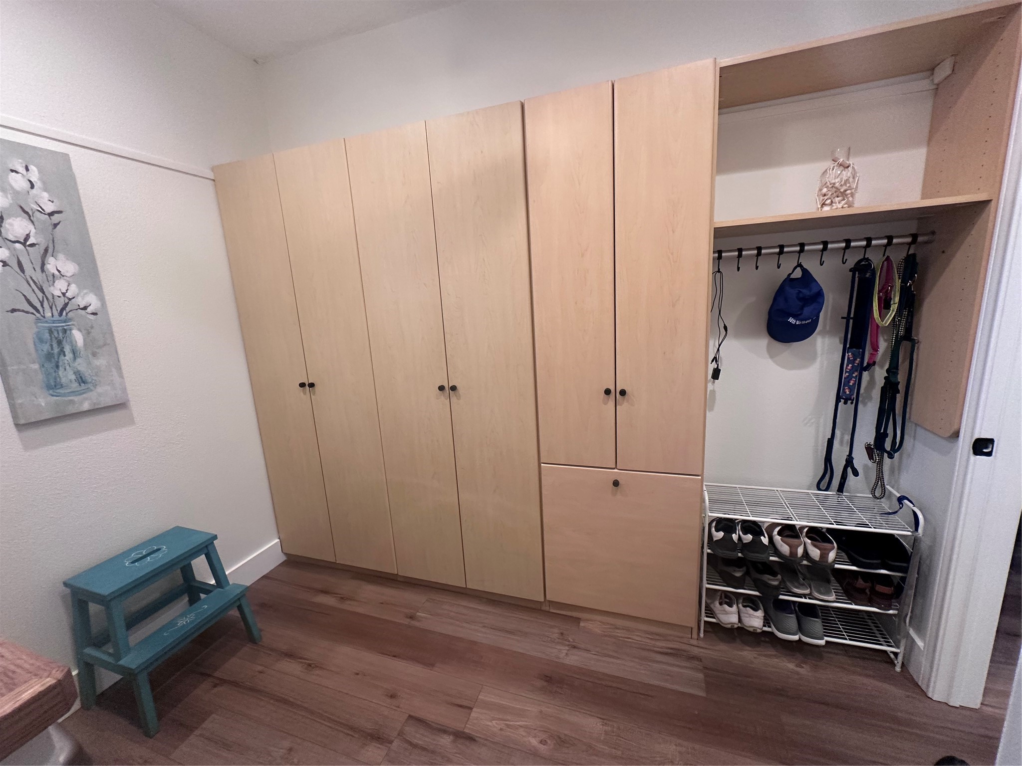 5 Maystar Court Spring, TX 77380 - Photo 15 of 26 a view of room with wooden floor