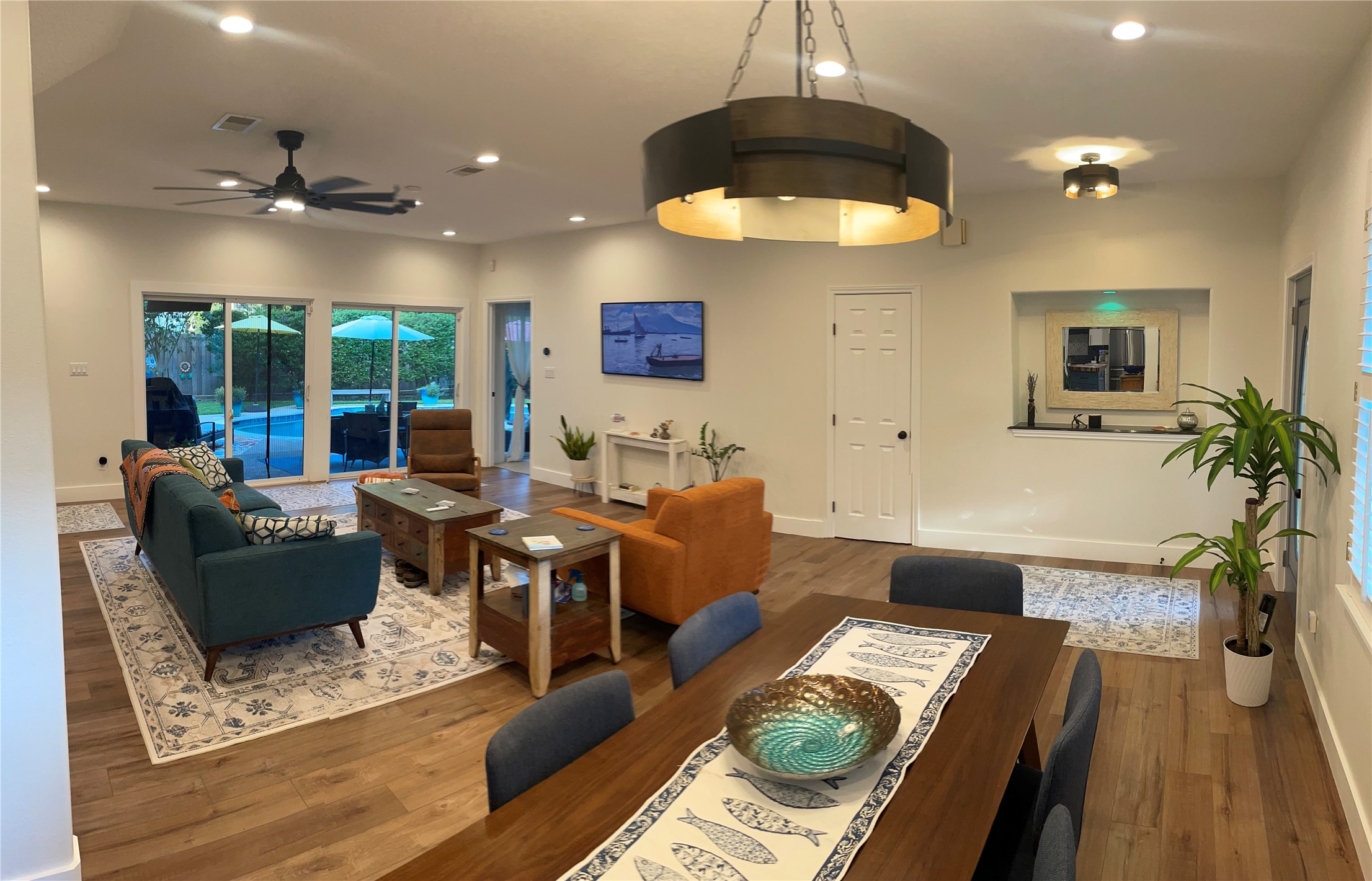 5 Maystar Court Spring, TX 77380 - Photo 7 of 26 a living room with furniture and a wooden floor