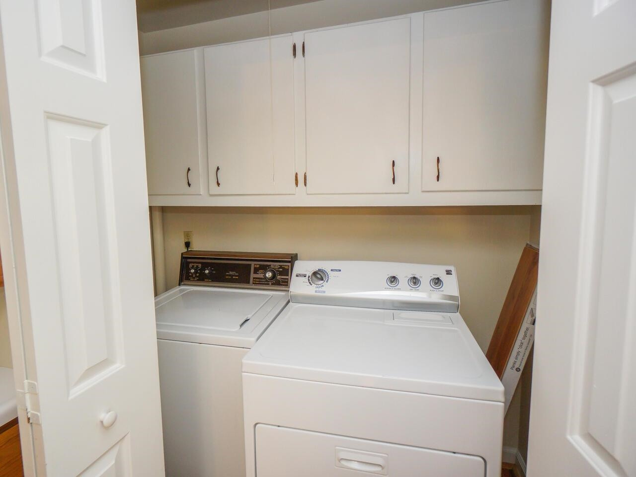 2901 Mars Street Raleigh, NC 27604 - Photo 9 of 26 Laundry Closet