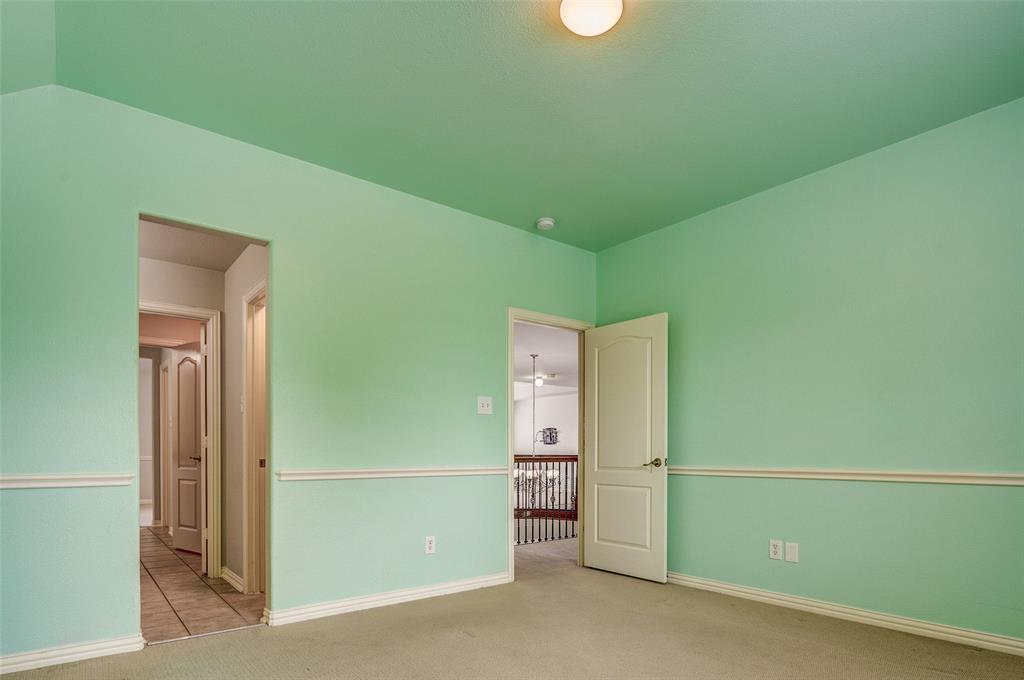 916 Carlsbad Drive Allen, TX 75002 - Photo 28 of 34 a room with closet