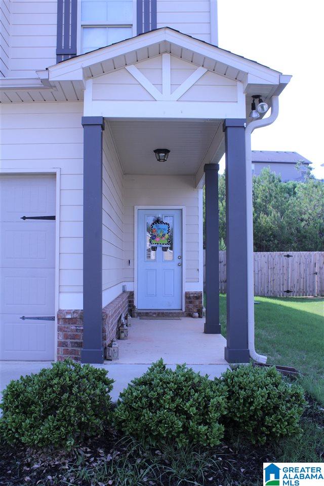 560 Briar Ridge Circle Odenville, AL 35120 - Photo 3 of 28