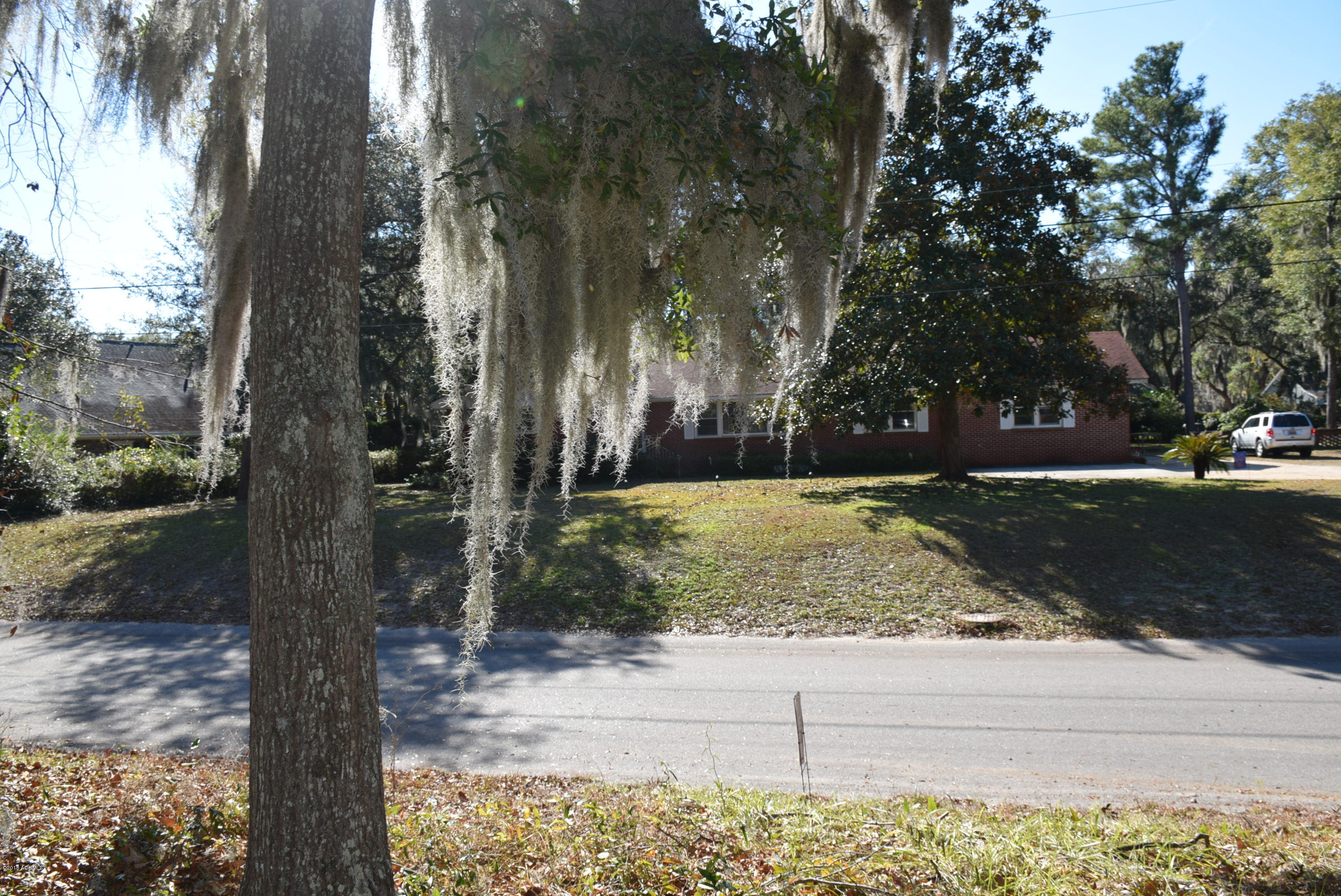 116 Fort Marion Road Beaufort, SC 29902 - Photo 4 of 7 DSC_0003