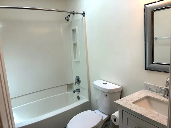 $2,300 | 111 Everette Place, Winchester, VA 22602