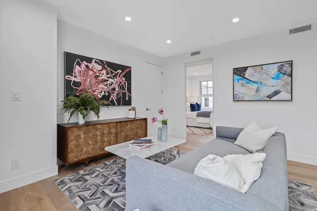 $1,150,000 | 40 Huntington Street, Unit 1E | Red Hook