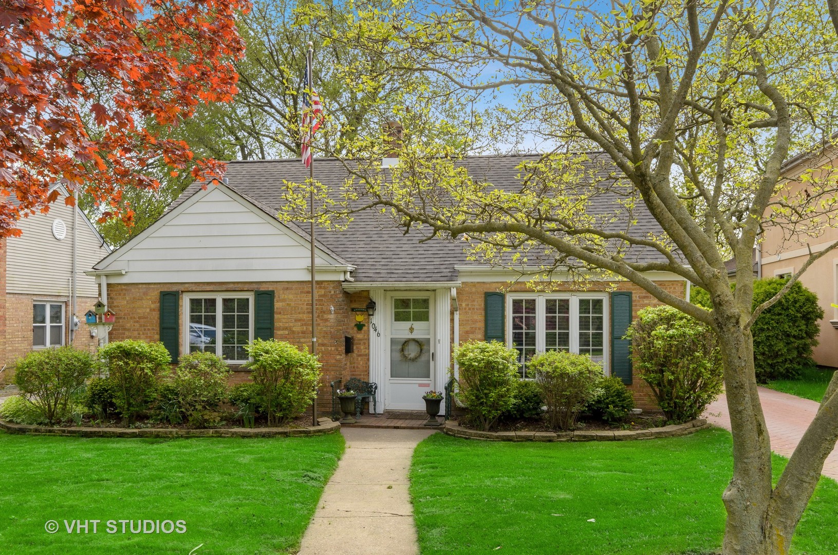 1046 Ridge Road Highland Park, IL 60035 - Photo 1 of 15