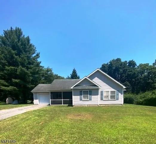 $315,000 | 213 Lake Shore South, Montague, NJ 07827