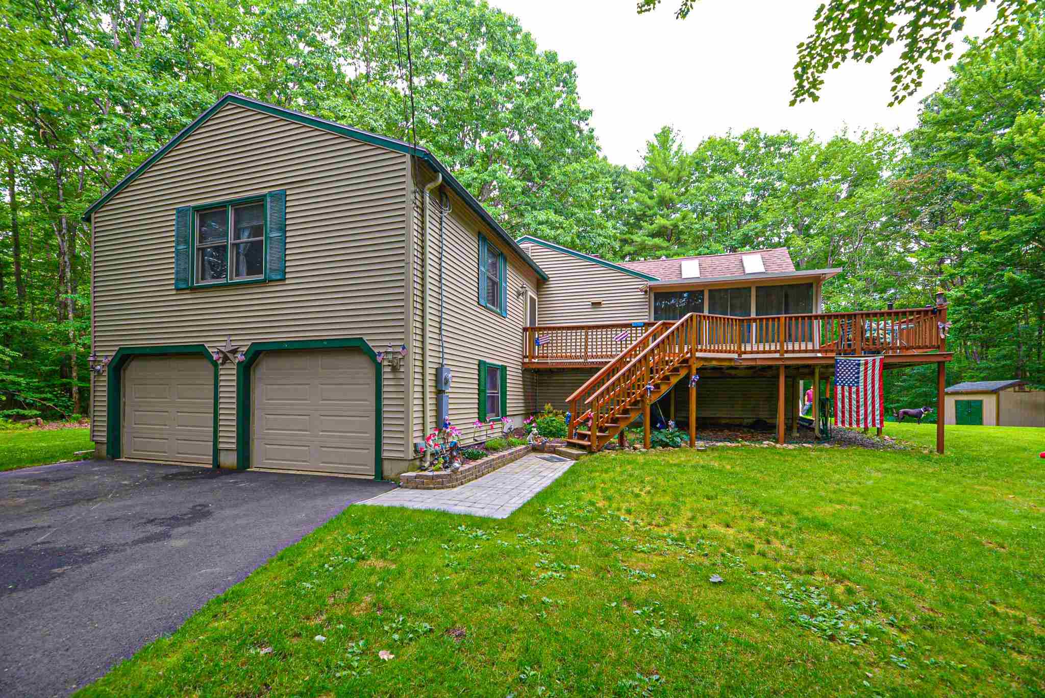 8 Beaver Pond Road Kingston, NH 03848 - Photo 2 of 33