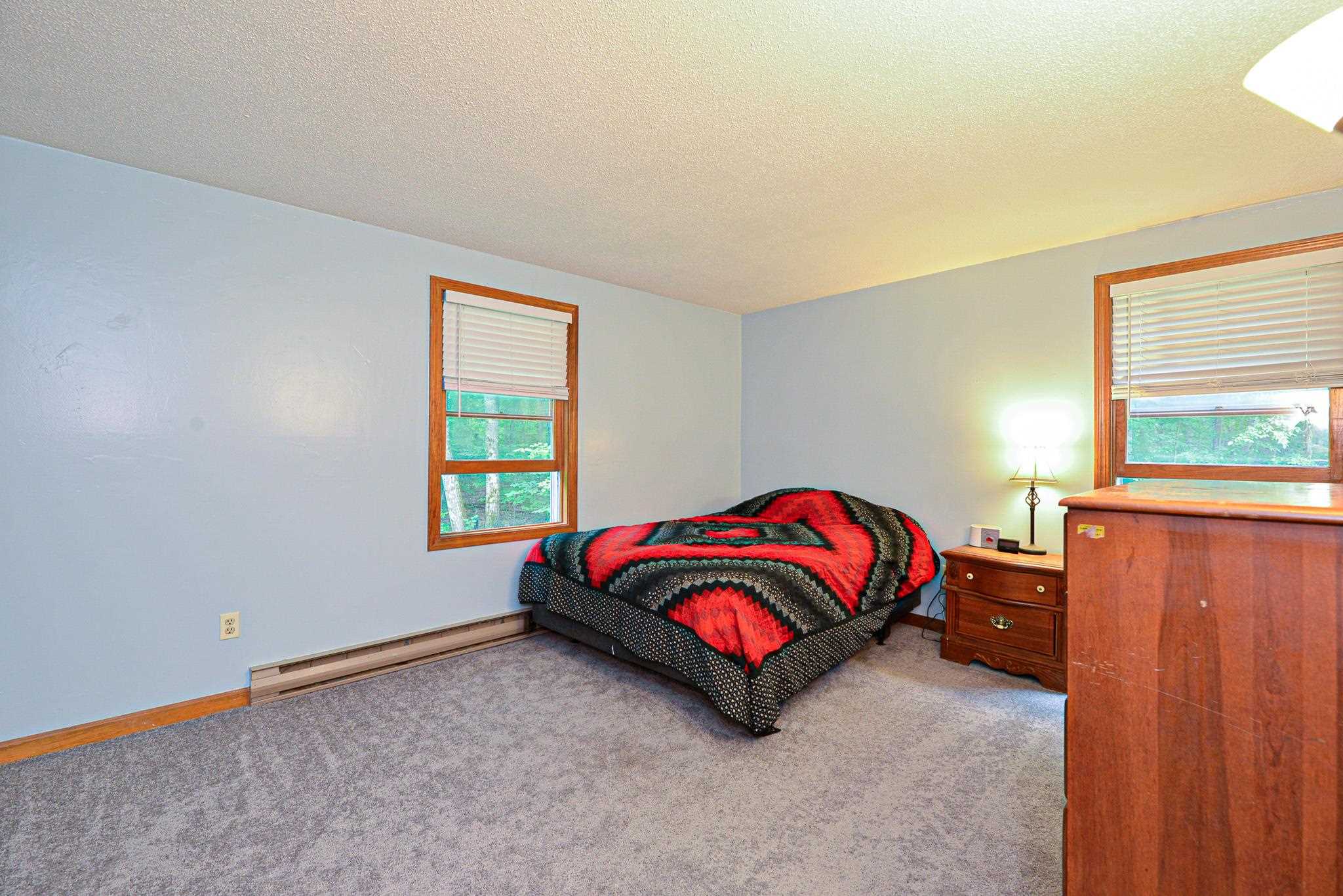 8 Beaver Pond Road Kingston, NH 03848 - Photo 18 of 33