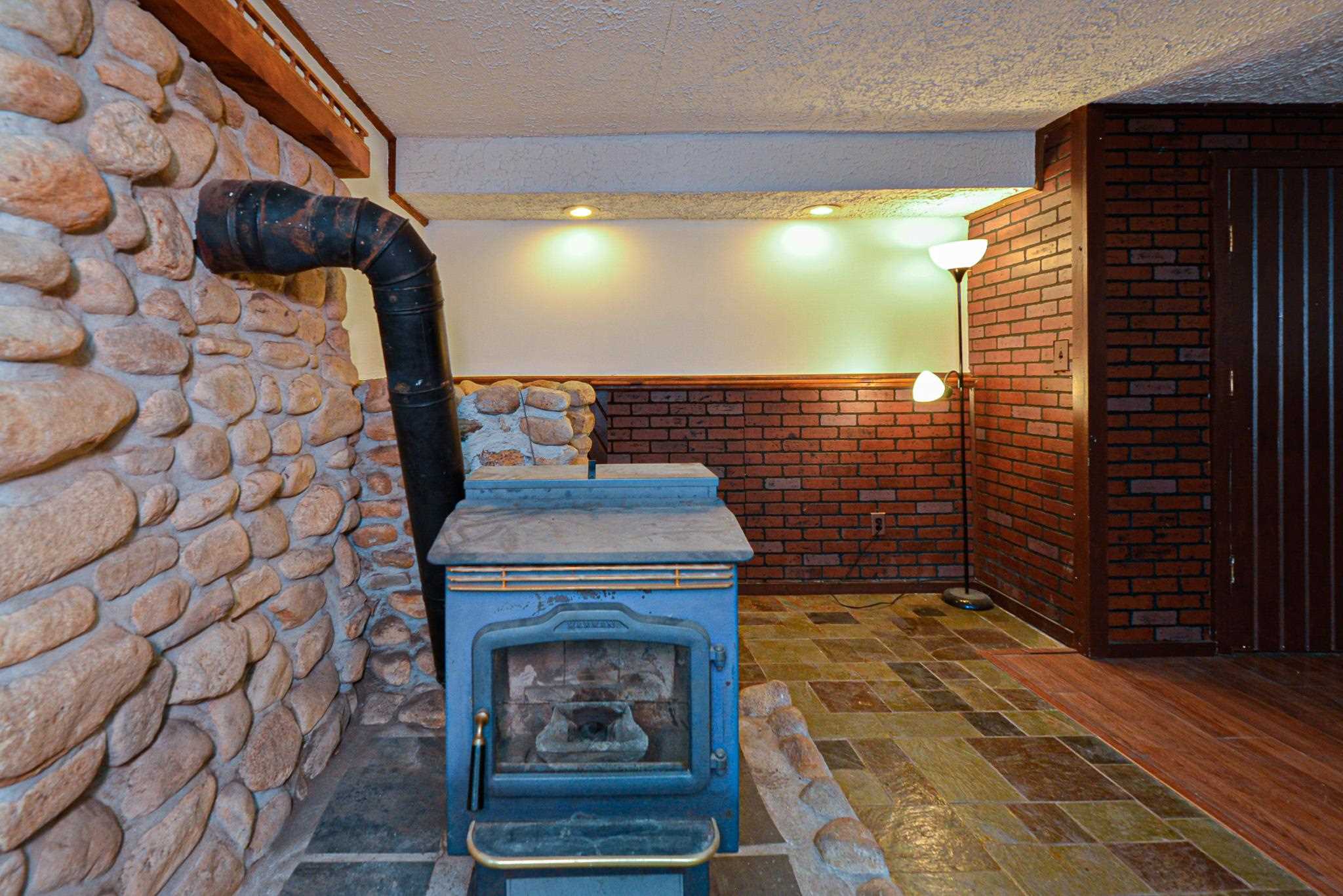 8 Beaver Pond Road Kingston, NH 03848 - Photo 24 of 33