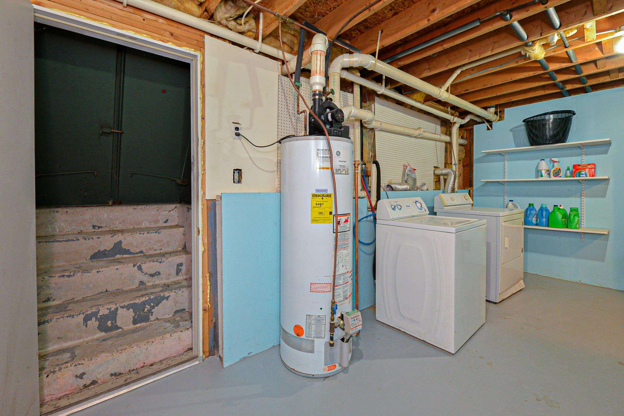 8 Beaver Pond Road Kingston, NH 03848 - Photo 28 of 33