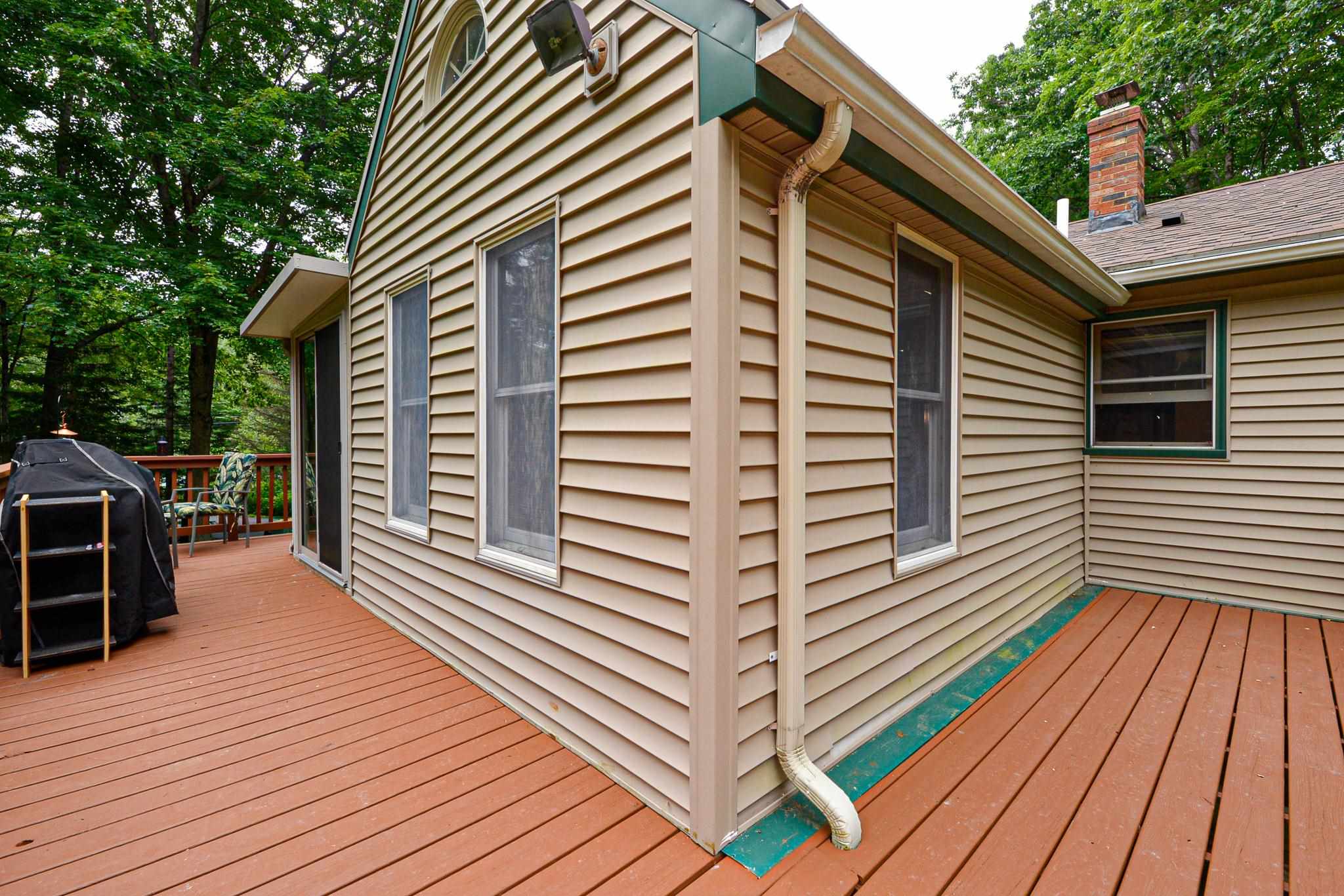 8 Beaver Pond Road Kingston, NH 03848 - Photo 30 of 33